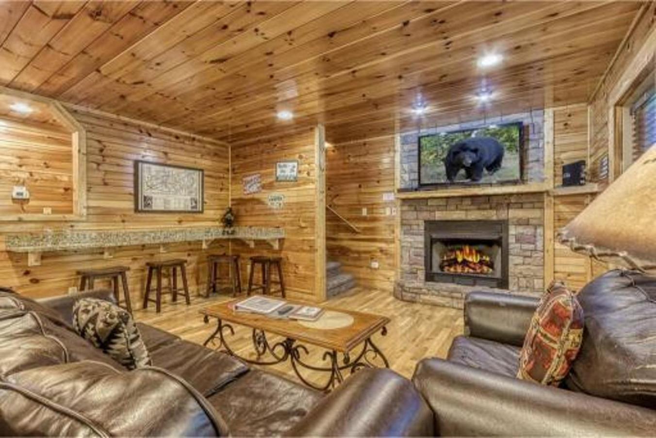 Dreams Come True With This Luxury Cabin! Гатлинбург Экстерьер фото