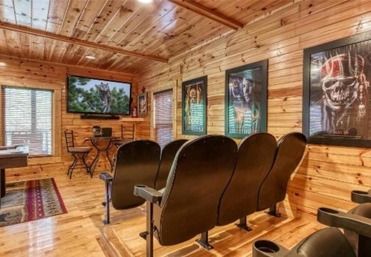 Dreams Come True With This Luxury Cabin! Гатлинбург Экстерьер фото